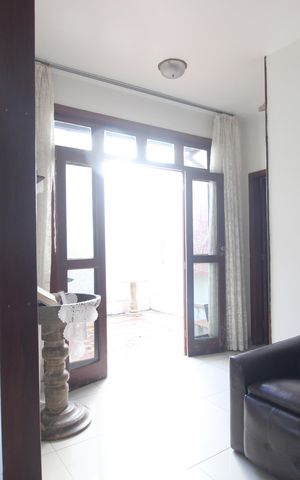 Casa à venda com 140m², 3 quartos e 4 vagasSala - Jardim de inverno