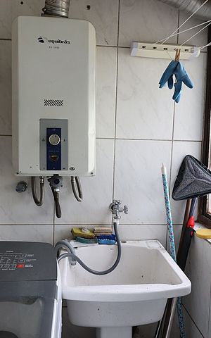 Apartamento à venda com 78m², 3 quartos e 1 vagaÁrea de serviço