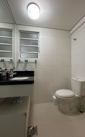 Apartamento à venda com 55m², 2 quartos e 1 vaga Apartamento à venda com 55m², 2 quartos e 1 vagaBanheiro 1