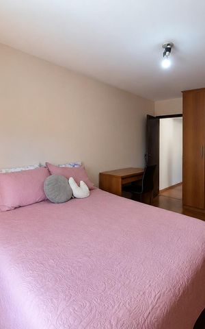 Casa à venda com 200m², 3 quartos e 2 vagas Casa à venda com 200m², 3 quartos e 2 vagasQuarto casal suíte