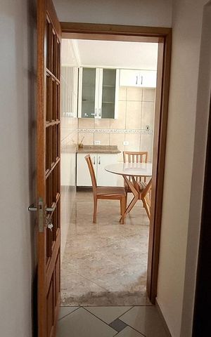 Casa à venda com 200m², 3 quartos e 2 vagas Casa à venda com 200m², 3 quartos e 2 vagasCozinha