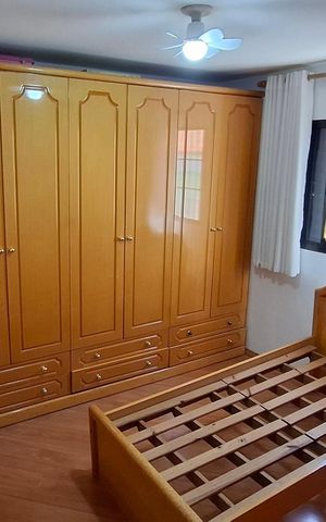 Casa à venda com 200m², 3 quartos e 2 vagas Casa à venda com 200m², 3 quartos e 2 vagasQuarto 3
