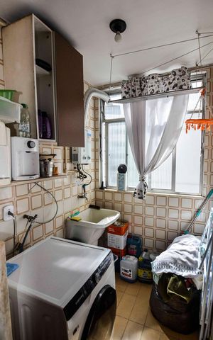 Apartamento à venda com 82m², 3 quartos e 2 vagas Apartamento à venda com 82m², 3 quartos e 2 vagasÁrea de Serviço