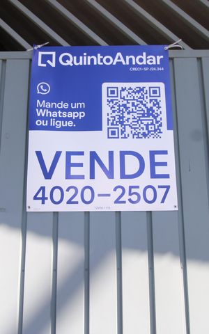 Casa à venda com 700m², 7 quartos e 2 vagasFachada