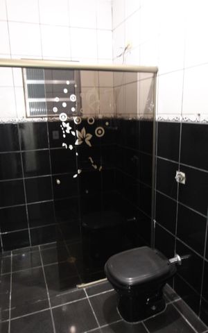 Casa à venda com 700m², 7 quartos e 2 vagasBanheiro 2