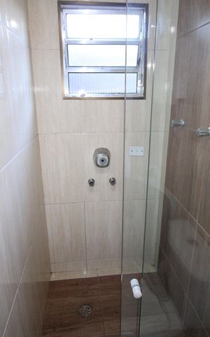 Casa à venda com 700m², 7 quartos e 2 vagasBanheiro 1