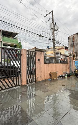 Casa para alugar com 250m², 2 quartos e 2 vagas Casa para alugar com 250m², 2 quartos e 2 vagasGaragem