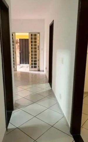 Casa para alugar com 150m², 3 quartos e 2 vagas Casa para alugar com 150m², 3 quartos e 2 vagasCorredor