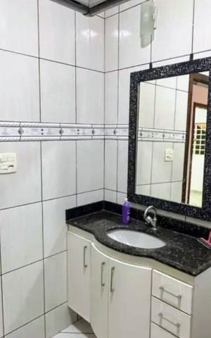 Casa para alugar com 150m², 3 quartos e 2 vagas Casa para alugar com 150m², 3 quartos e 2 vagasBanheiro
