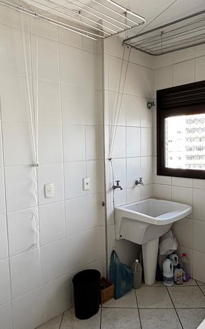 Apartamento à venda com 141m², 3 quartos e 4 vagasÁrea de Serviço
