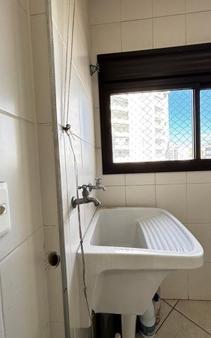 Apartamento à venda com 141m², 3 quartos e 4 vagasÁrea de Serviço