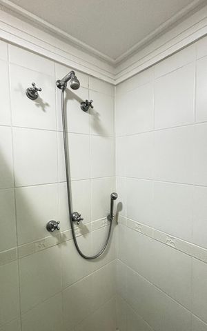 Apartamento à venda com 141m², 3 quartos e 4 vagasBanheiro da Suíte 1