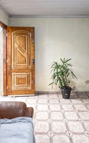 Casa à venda com 64m², 2 quartos e 1 vaga