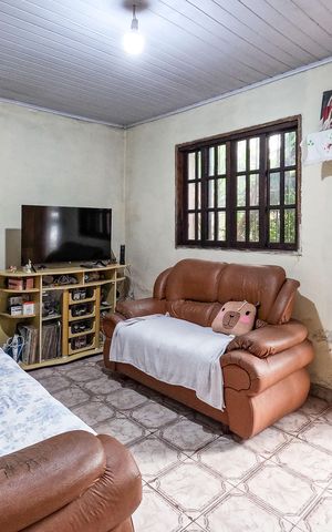 Casa à venda com 64m², 2 quartos e 1 vaga