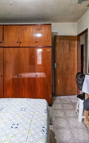 Casa à venda com 64m², 2 quartos e 1 vaga