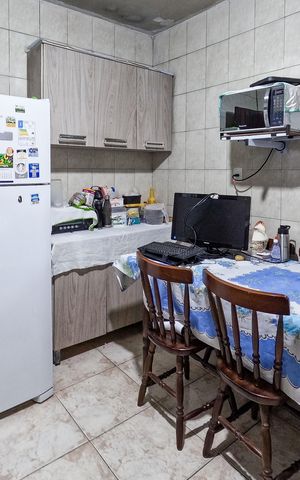 Casa à venda com 64m², 2 quartos e 1 vaga