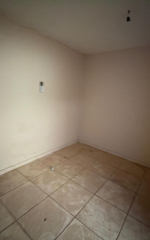 Casa à venda com 50m², 3 quartos e 1 vaga Casa à venda com 50m², 3 quartos e 1 vagaQuarto 3