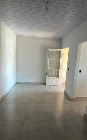 Casa à venda com 50m², 3 quartos e 1 vaga Casa à venda com 50m², 3 quartos e 1 vagaQuarto 1
