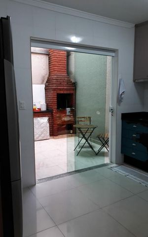 Casa à venda com 200m², 3 quartos e 2 vagas