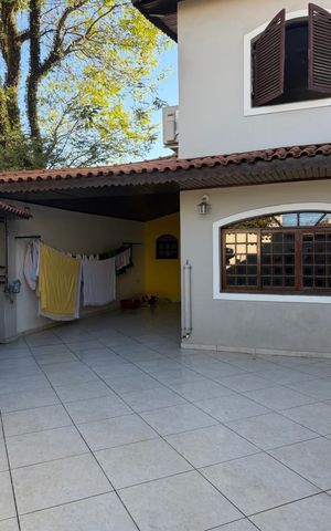 Casa para alugar com 183m², 3 quartos e 3 vagasÁrea externa