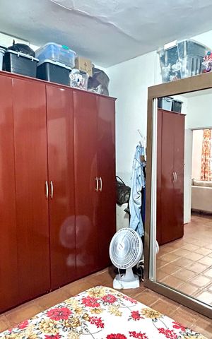 Casa à venda com 440m², 7 quartos e 4 vagas Casa à venda com 440m², 7 quartos e 4 vagasQuarto 1 casa 3