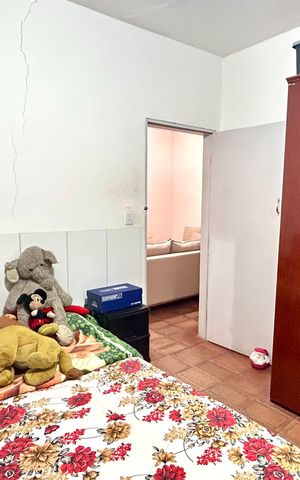 Casa à venda com 440m², 7 quartos e 4 vagas Casa à venda com 440m², 7 quartos e 4 vagasQuarto 1 casa 3