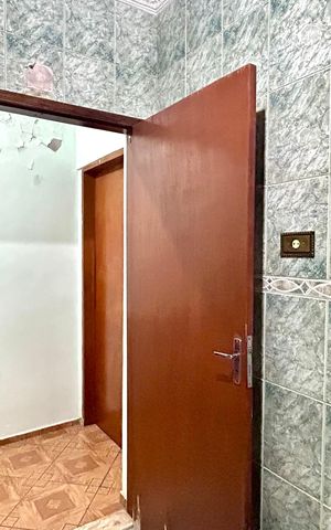 Casa à venda com 440m², 7 quartos e 4 vagas Casa à venda com 440m², 7 quartos e 4 vagasBanheiro 1 casa 4