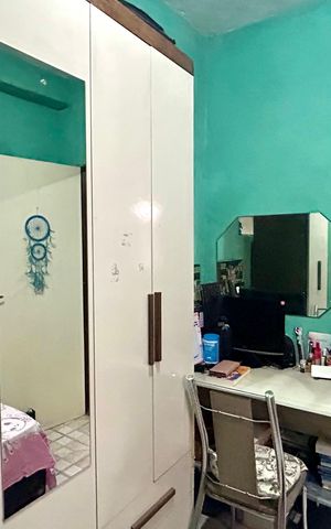 Casa à venda com 440m², 7 quartos e 4 vagas Casa à venda com 440m², 7 quartos e 4 vagasQuarto 1 casa 2