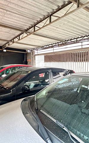 Casa à venda com 440m², 7 quartos e 4 vagas Casa à venda com 440m², 7 quartos e 4 vagasGaragem