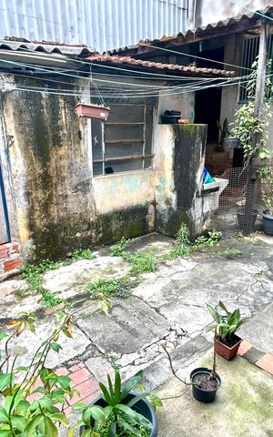Casa à venda com 440m², 7 quartos e 4 vagas Casa à venda com 440m², 7 quartos e 4 vagasÁrea de serviço casa 2