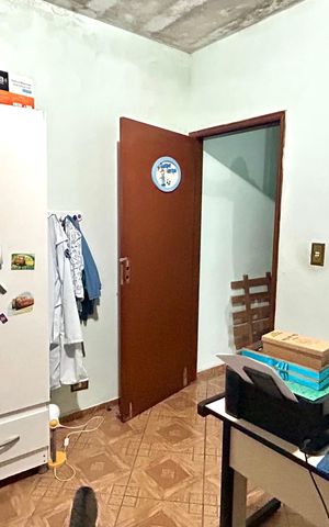 Casa à venda com 440m², 7 quartos e 4 vagas Casa à venda com 440m², 7 quartos e 4 vagasQuarto 1 casa 4