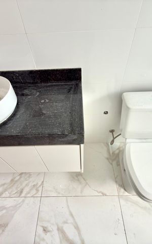 Casa para alugar com 140m², 3 quartos e 2 vagasBanheiro da Suíte