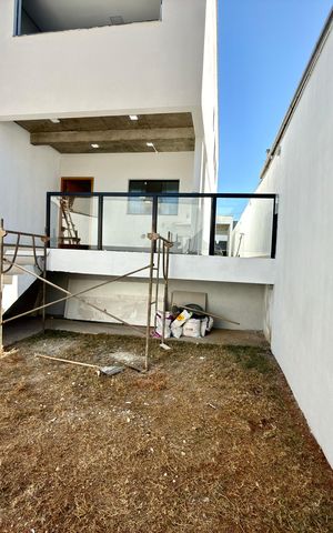 Casa para alugar com 140m², 3 quartos e 2 vagasQuintal