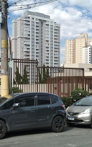 Apartamento para alugar com 62m², 2 quartos e 1 vaga Apartamento para alugar com 62m², 2 quartos e 1 vagaFachada
