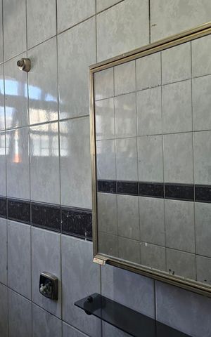 Casa para alugar com 70m², 2 quartos e sem vaga Casa para alugar com 70m², 2 quartos e sem vagaBanheiro Social