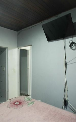 Casa à venda com 270m², 5 quartos e 3 vagas Casa à venda com 270m², 5 quartos e 3 vagasCasa 1