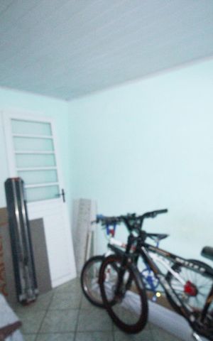 Casa à venda com 270m², 5 quartos e 3 vagas Casa à venda com 270m², 5 quartos e 3 vagasCasa 4