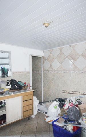 Casa à venda com 270m², 5 quartos e 3 vagas Casa à venda com 270m², 5 quartos e 3 vagasCasa 3