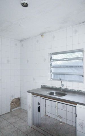 Casa à venda com 270m², 5 quartos e 3 vagas Casa à venda com 270m², 5 quartos e 3 vagasCasa 5