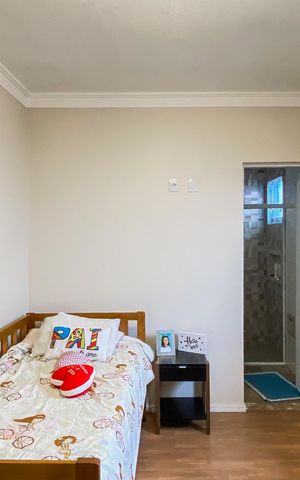 Casa para alugar com 208m², 3 quartos e 3 vagas Casa para alugar com 208m², 3 quartos e 3 vagasSuite
