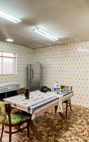 Casa para alugar com 208m², 3 quartos e 3 vagas Casa para alugar com 208m², 3 quartos e 3 vagasCozinha