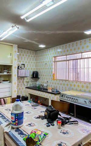 Casa para alugar com 208m², 3 quartos e 3 vagas Casa para alugar com 208m², 3 quartos e 3 vagasCozinha