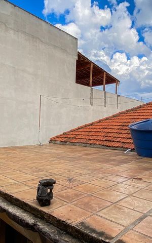 Casa para alugar com 208m², 3 quartos e 3 vagas Casa para alugar com 208m², 3 quartos e 3 vagasLaje