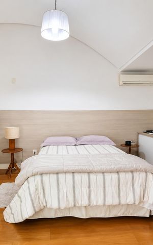 Casa de condomínio à venda com 140m², 3 quartos e 2 vagas Casa de condomínio à venda com 140m², 3 quartos e 2 vagasQuarto