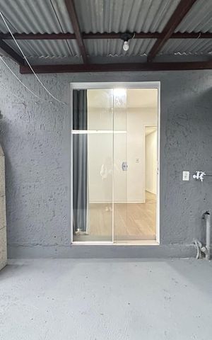 Casa para alugar com 70m², 2 quartos e 1 vaga Casa para alugar com 70m², 2 quartos e 1 vagaÁrea gourmet
