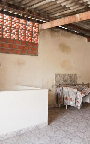 Casa à venda com 50m², 3 quartos e 1 vaga Casa à venda com 50m², 3 quartos e 1 vagaÁrea de Serviço