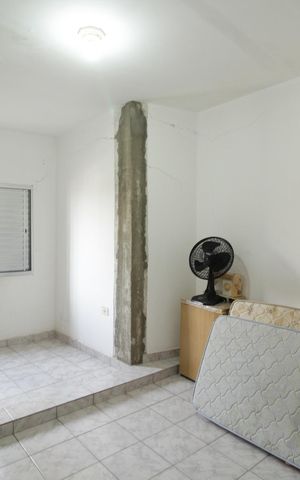 Casa à venda com 50m², 3 quartos e 1 vaga Casa à venda com 50m², 3 quartos e 1 vagaQuarto