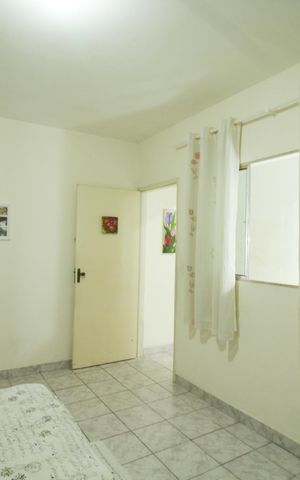 Casa à venda com 50m², 3 quartos e 1 vaga Casa à venda com 50m², 3 quartos e 1 vagaQuarto