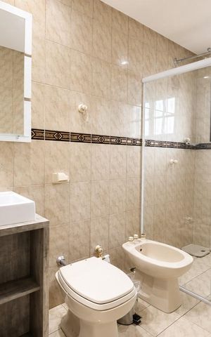 Apartamento para alugar com 307m², 4 quartos e sem vaga Apartamento para alugar com 307m², 4 quartos e sem vagaBanheiro