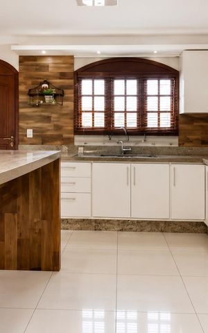 Apartamento para alugar com 307m², 4 quartos e sem vaga Apartamento para alugar com 307m², 4 quartos e sem vagaCozinha